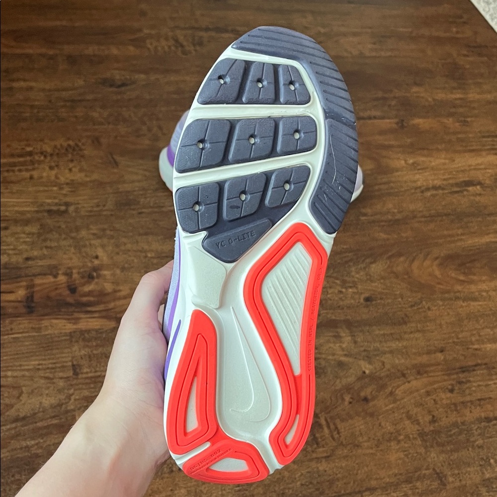Like New Nike Run Structure 26 Running Shoes - Picture 4 of 12